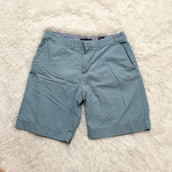 Men Tommy Hilfiger Classic Fit Chino Shorts Flat Front in Light Blue Size 36 - Picture 1 of 7